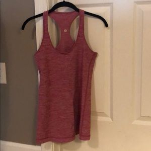 Lululemon tank